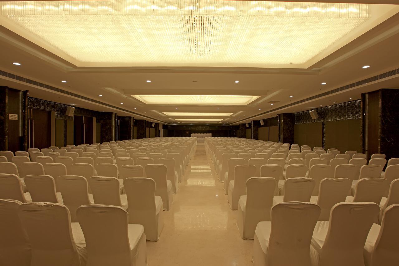 Goutham Grand Hotel Tenali Exterior foto